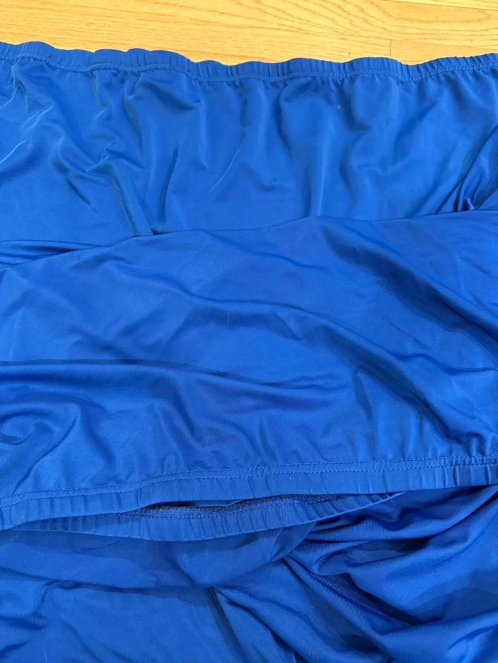 Compression Bed Sheet - Picture 3 of 3